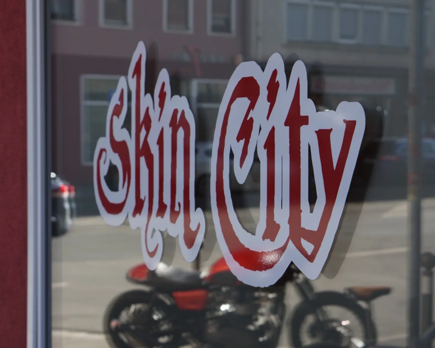 Skin City Tattoo- und Piercingstudio